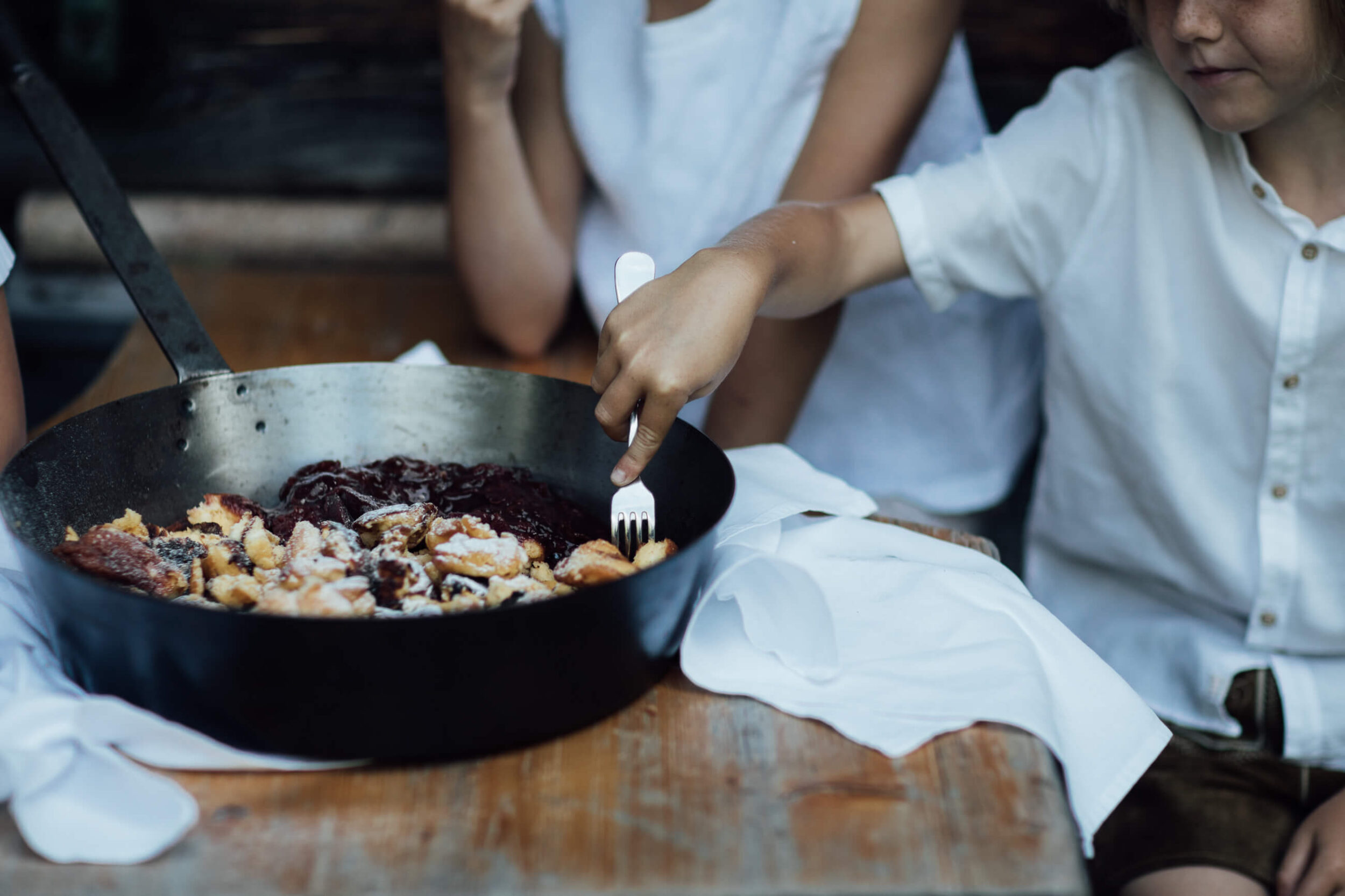 kaiserschmarren auf der alm