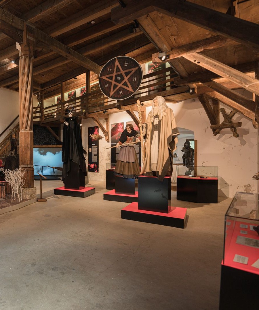 hexenaustellung Burg Hohenwerfen