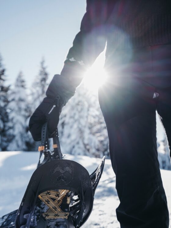 Schneeschuhwanderung im Salzburger Land im Alpina Alpendorf