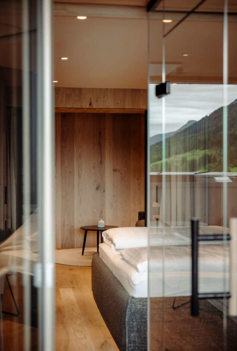 Familienzimmer im Alpina Alpendorf mit viel Platz