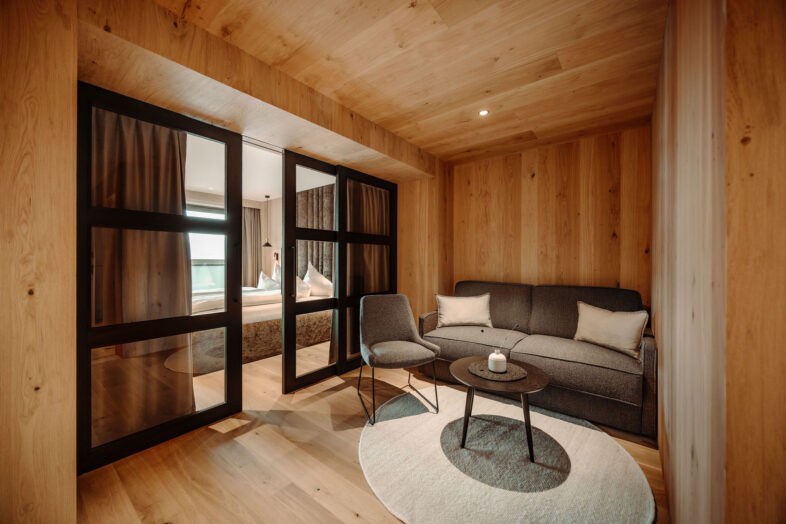 Superior Zimmer mit Bergblick im Alpina Alpendorf