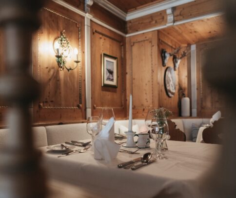 Die Jagdecke im Alpina ist ein gemuetlicher Ort um die Kulinarik zu geniessen.