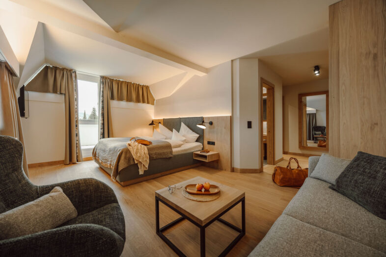 Rooftopsuite mit Bergblick im Alpina Alpendorf